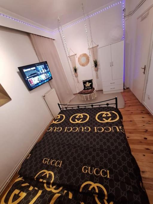 Queen Suites 60M2 테살로니키 외부 사진