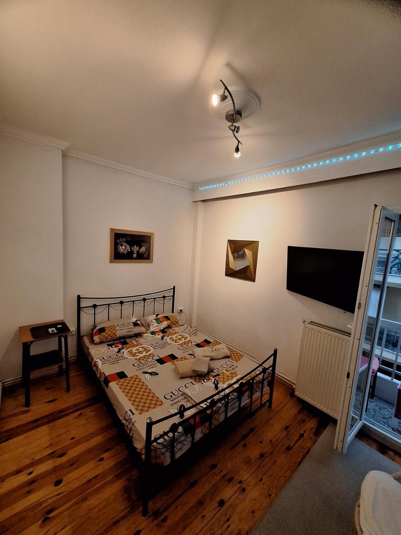 Queen Suites 60M2 테살로니키 외부 사진