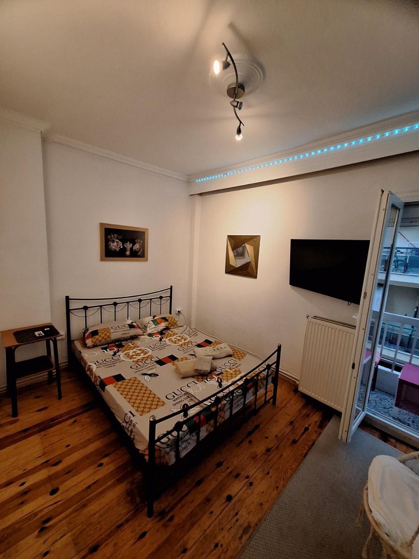 Queen Suites 60M2 테살로니키 외부 사진